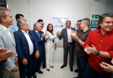 Sesab convoca 605 profissionais para reforçar assistência à saúde
