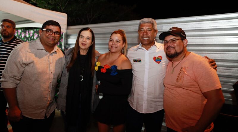 Jerônimo Rodrigues prestigia a tradicional festa junina em Seabra, capital da Chapada Diamantina