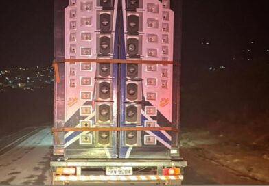 Evento irregular é identificado e paredão sonoro é apreendido pela PM em Seabra