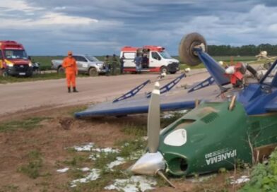 Piloto fica ferido após acidente com avião agrícola em Correntina, no oeste da Bahia