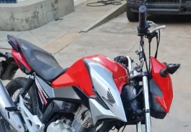 Durante fiscalização na BR-242, PRF recupera motocicleta com registro de roubo