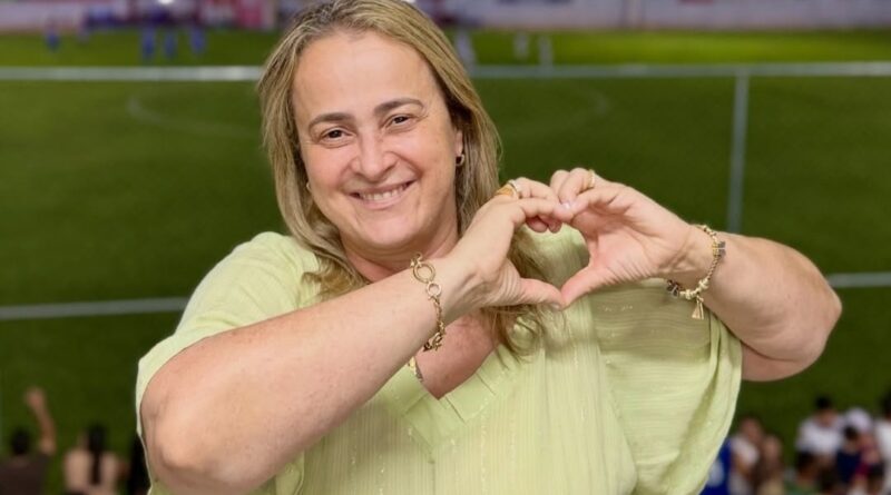 Prefeita de Livramento de Nossa Senhora é alvo de tiros na BA-152, na Chapada Diamantina