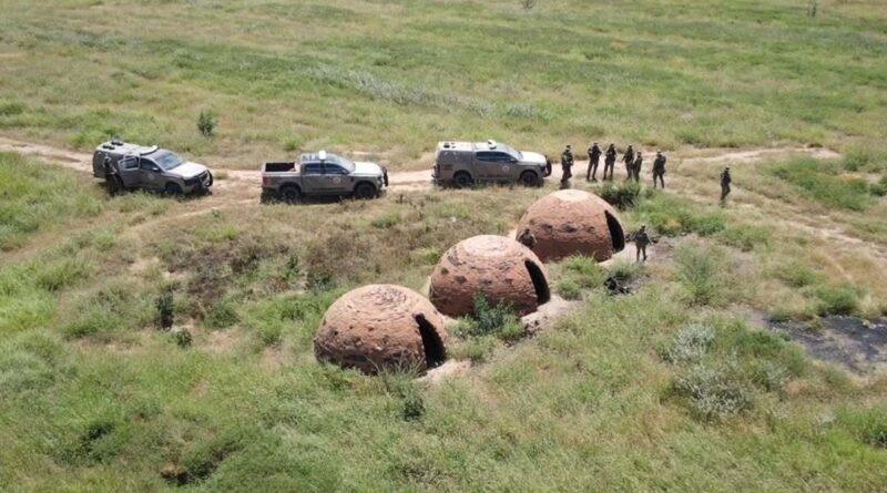 Operação ambiental destrói fornos clandestinos e apreende 30 toneladas de carvão ilegal no sudoeste da Bahia
